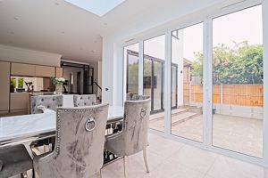 Family Room- click for photo gallery